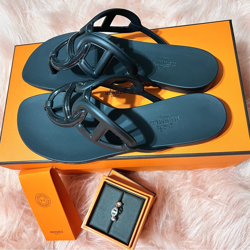 Authentic Hermès Black Egerie rubber sandals size 36